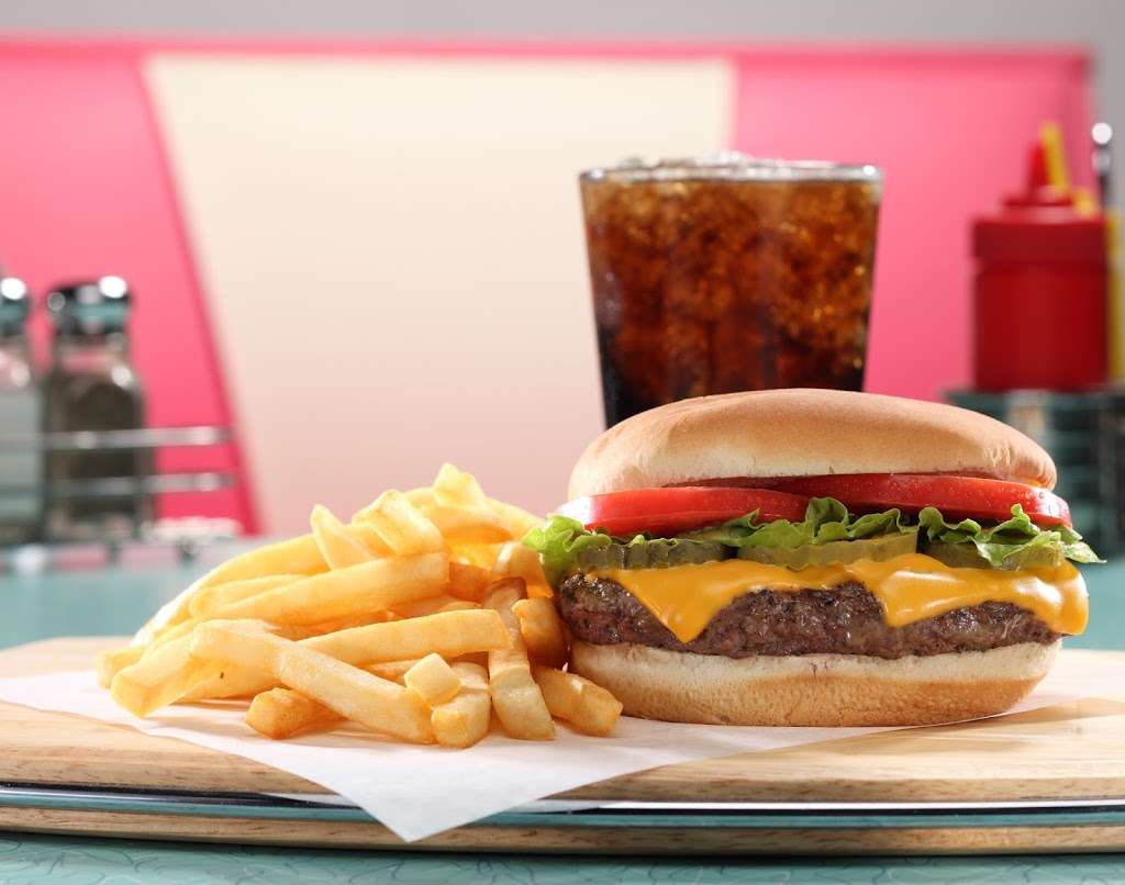 Hwy 55 Burgers Shakes & Fries | 516 Mercantile Pl, Fort Mill, SC 29715, USA | Phone: (803) 396-3999