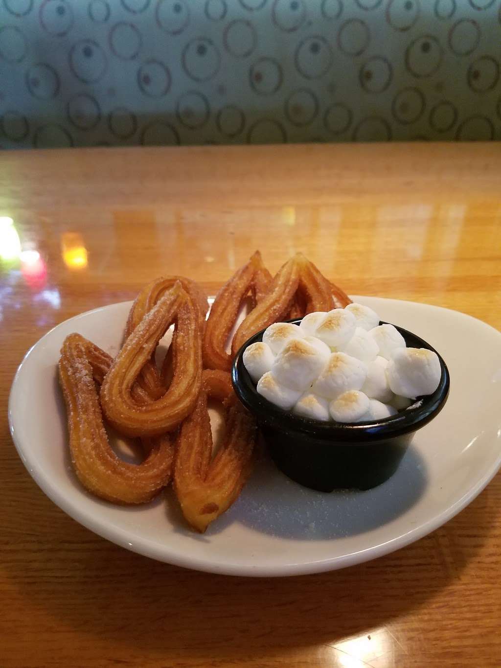 Applebees Grill + Bar | 555 S Trooper Rd, Norristown, PA 19403 | Phone: (610) 666-6621