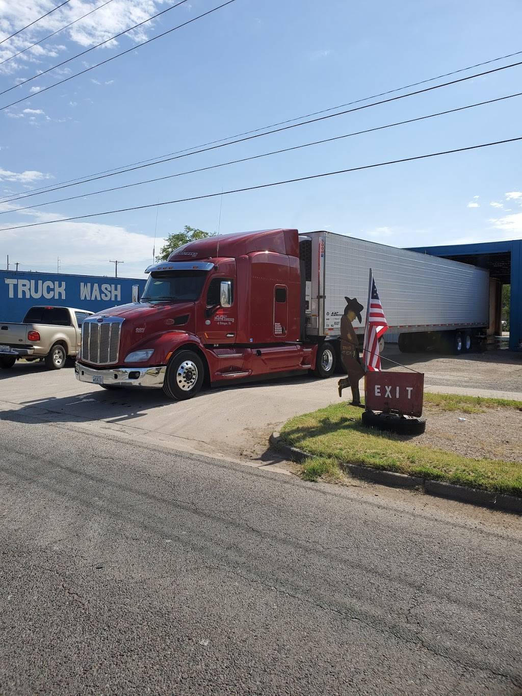 Big Tex Truck Wash | 3605 Avenue A, Lubbock, TX 79404, USA | Phone: (806) 632-8499