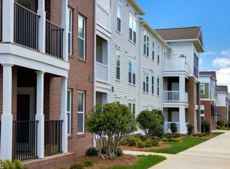 The Alexander Apartment Homes | 2425 Statesville Ave, Charlotte, NC 28206 | Phone: (704) 332-5552