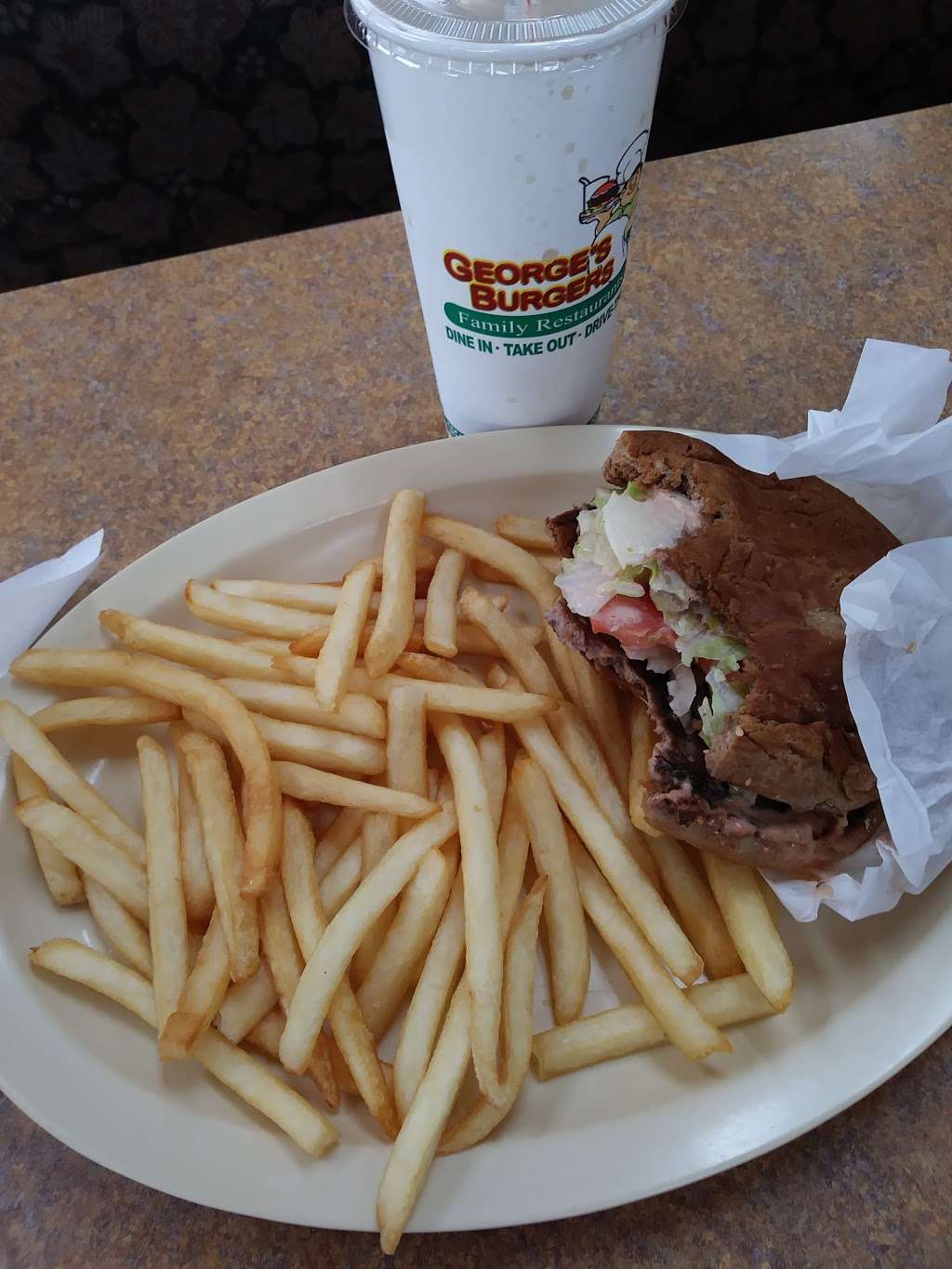 Georges Burgers | 256 E 40th St, San Bernardino, CA 92404, USA | Phone: (909) 881-1205