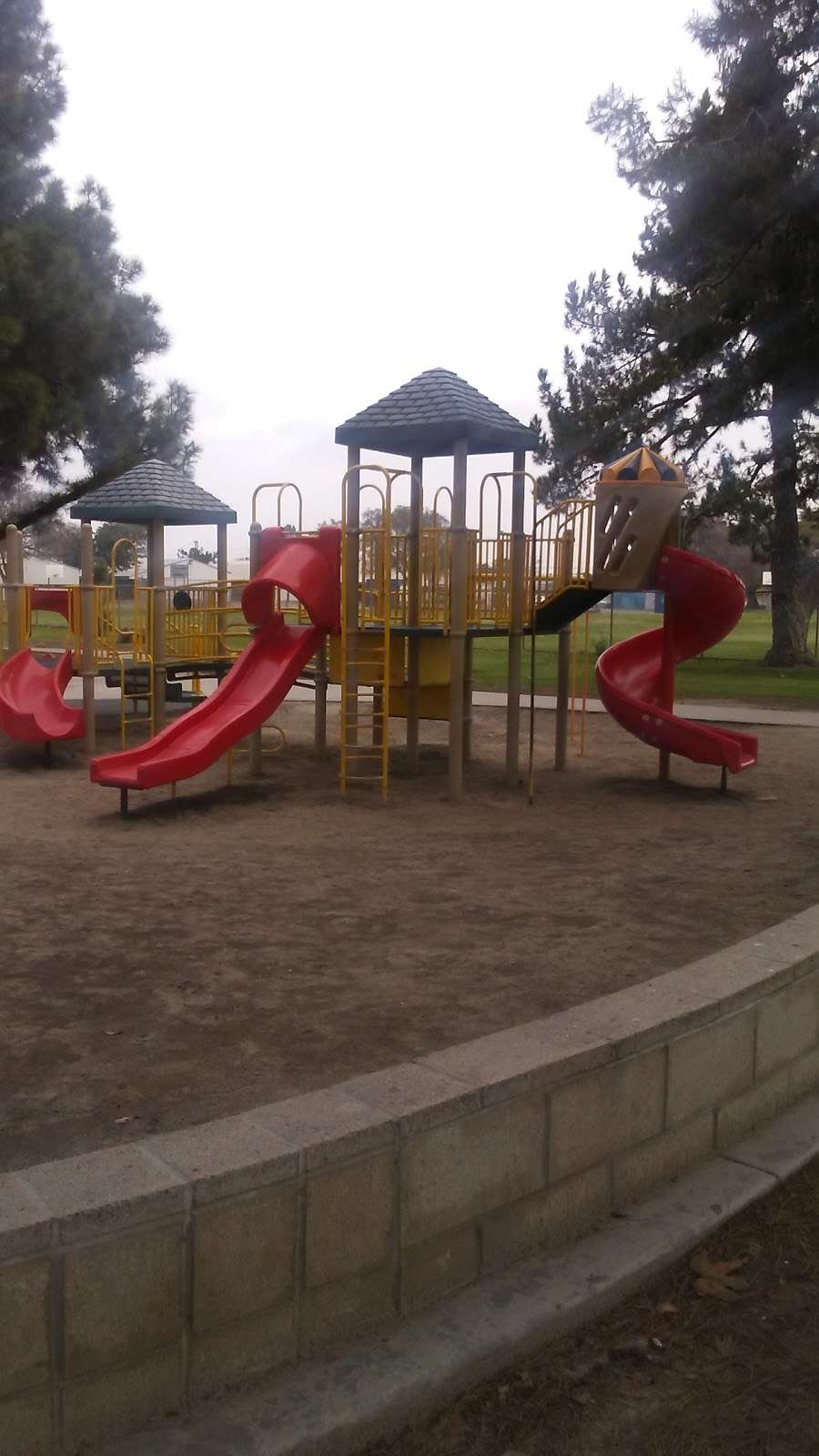 Holifield Park | 12500 Excelsior Dr, Norwalk, CA 90650, USA | Phone: (562) 929-5566