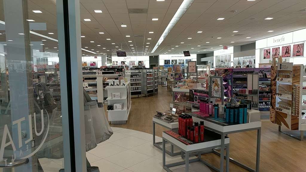 Ulta Beauty | 245 Bricktown Way, Staten Island, NY 10309, USA | Phone: (718) 554-4634