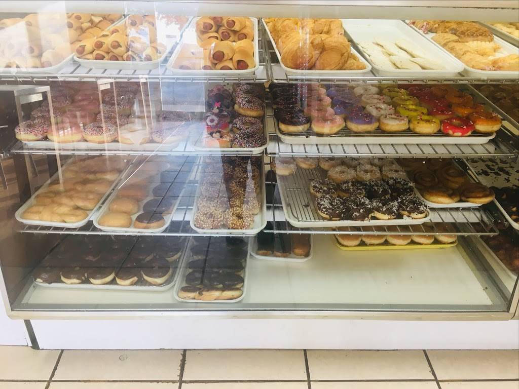 Pioneer Donuts | 8455 Boat Club Rd, Fort Worth, TX 76179, USA | Phone: (817) 236-1760