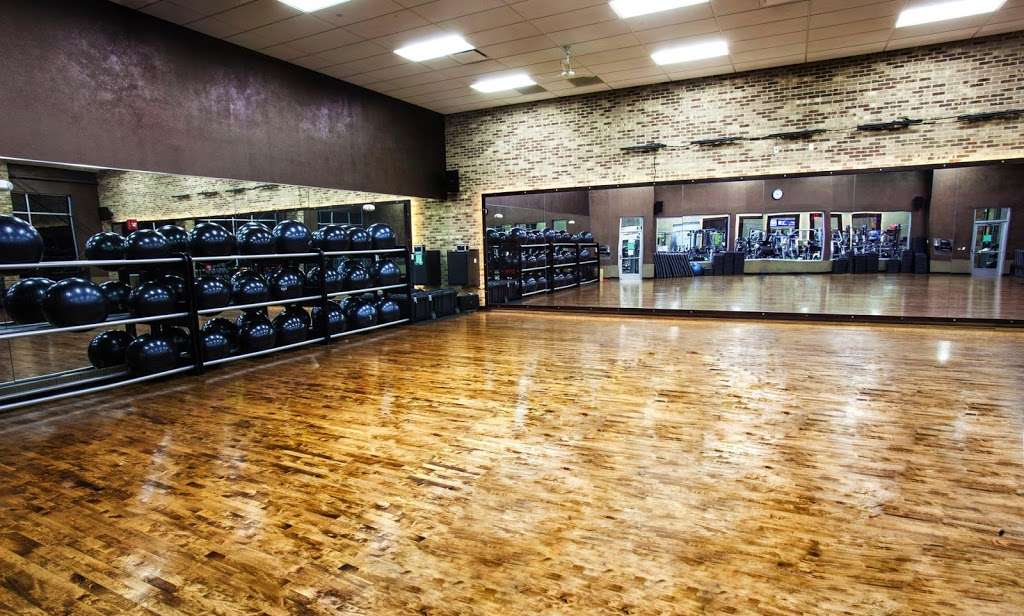 XSport Fitness | 289 N Weber Rd, Bolingbrook, IL 60440, USA | Phone: (630) 679-1820