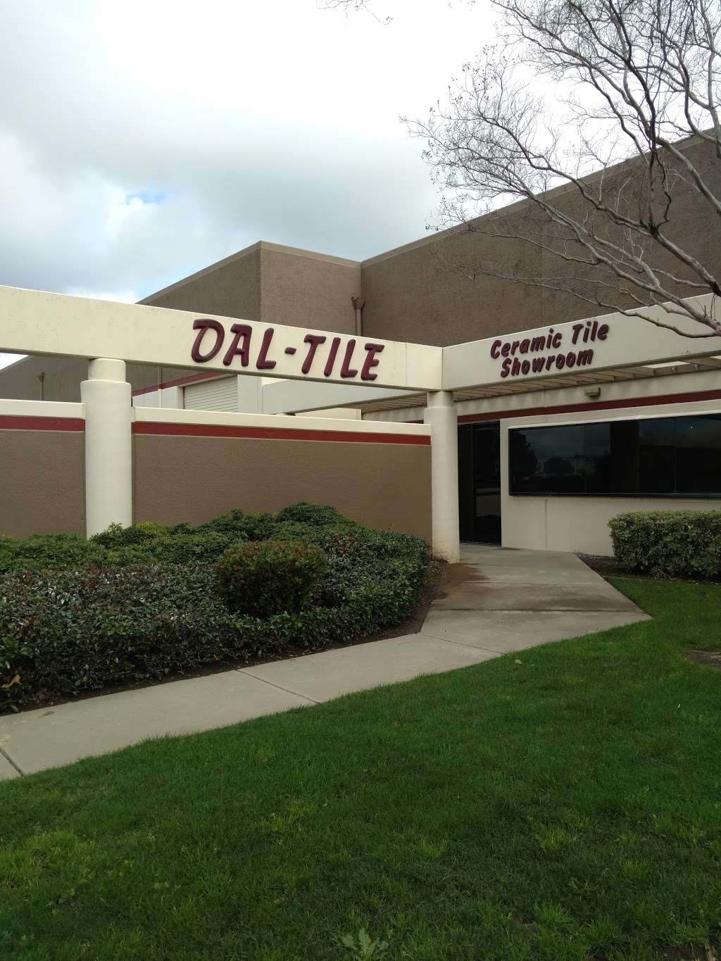 Daltile Sales Service Center | 2350 S Watney Way Ste A, Fairfield, CA 94533, USA | Phone: (707) 429-4592