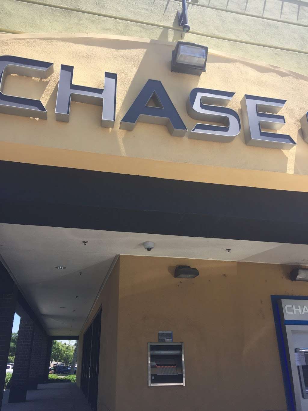 Chase Bank | 2011 Harbison Dr Ste A, Vacaville, CA 95687 | Phone: (707) 451-6640