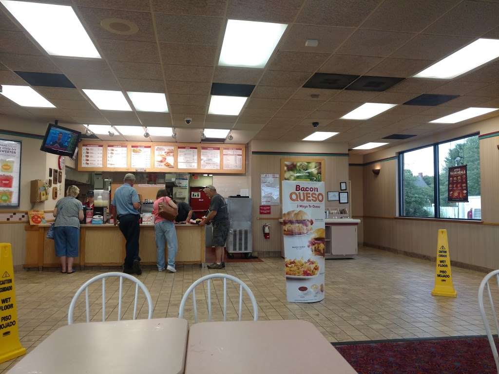 Wendys | 1433 Tappahannock Blvd, Tappahannock, VA 22560 | Phone: (804) 443-5262