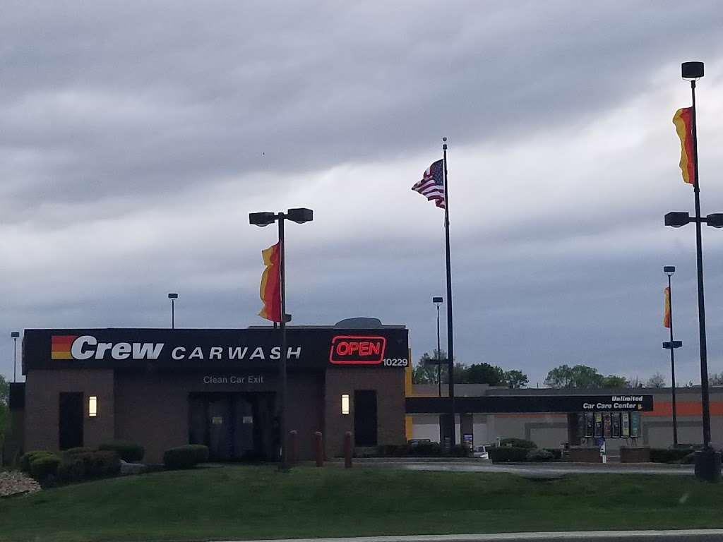 Crew Carwash | 10229 E Washington St, Indianapolis, IN 46229, USA | Phone: (317) 890-8360