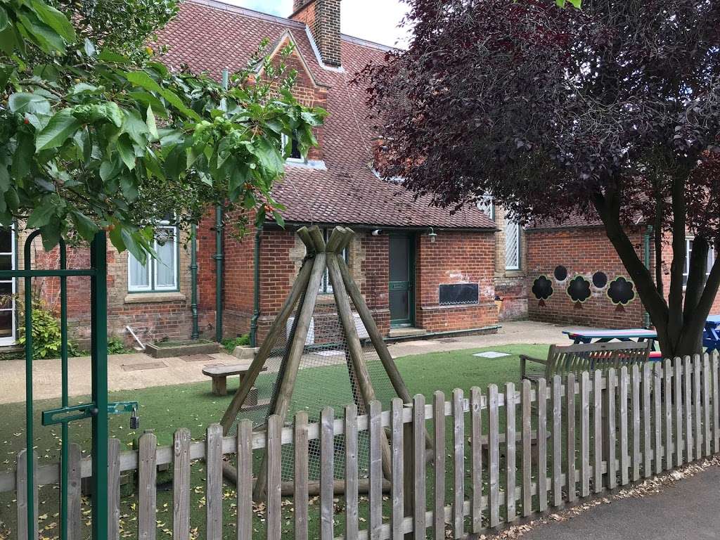 Hertingfordbury Cowper Primary School | Birch Green, Hertford SG14 2LR, UK | Phone: 01992 583239