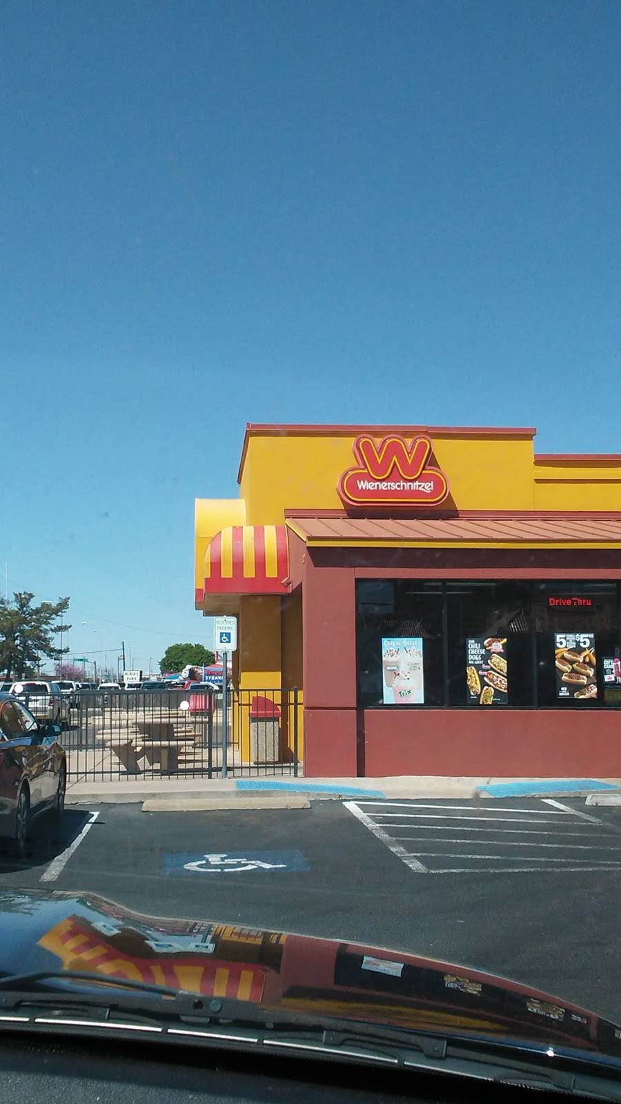 Wienerschnitzel | 1202 50th St, Lubbock, TX 79412 | Phone: (806) 744-8331