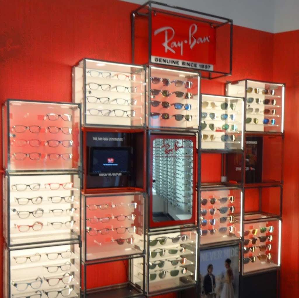 Metro Optics Eyewear | 815 Hutchinson River Pkwy, The Bronx, NY 10465, USA | Phone: (718) 569-5680