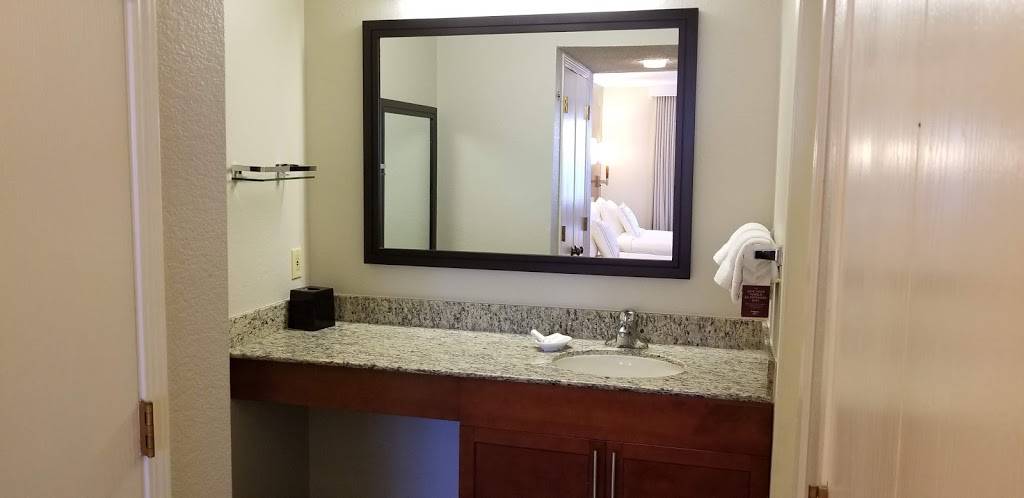 Residence Inn by Marriott Dallas Las Colinas | 950 W Walnut Hill Ln, Irving, TX 75038, USA | Phone: (972) 580-7773