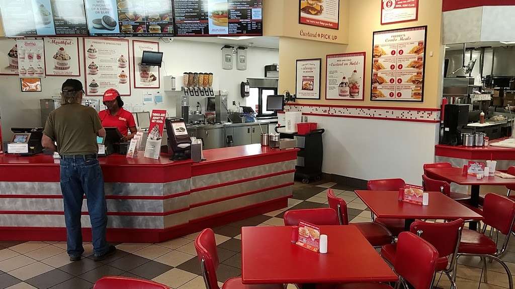 Freddys Frozen Custard & Steakburgers | 10520 Interstate 10 Service Rd, Baytown, TX 77523 | Phone: (281) 303-0033
