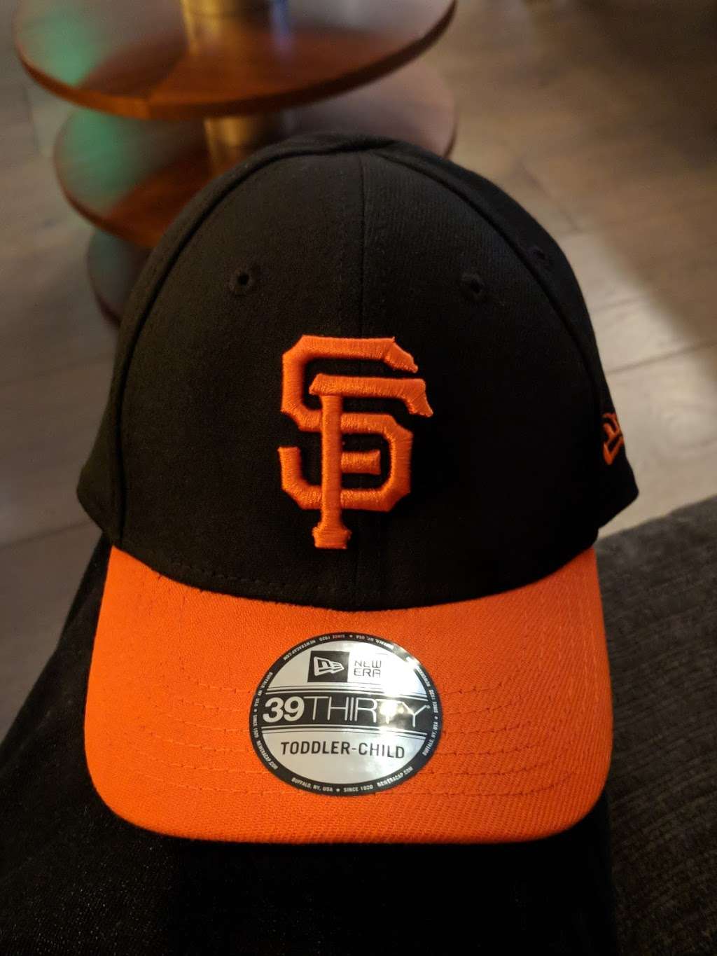 Lids | 75 Jefferson St, San Francisco, CA 94133, USA | Phone: (415) 765-1533