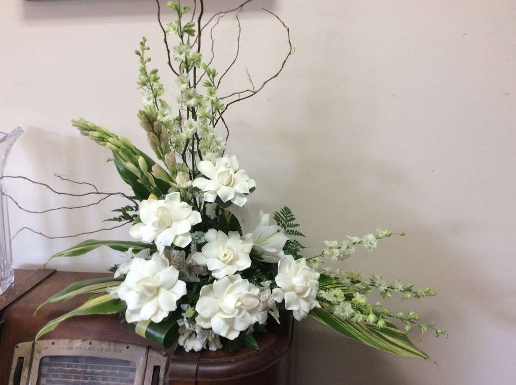 Tommy Austin Florist | 10730 E Foothill Blvd, Rancho Cucamonga, CA 91730 | Phone: (909) 948-9098