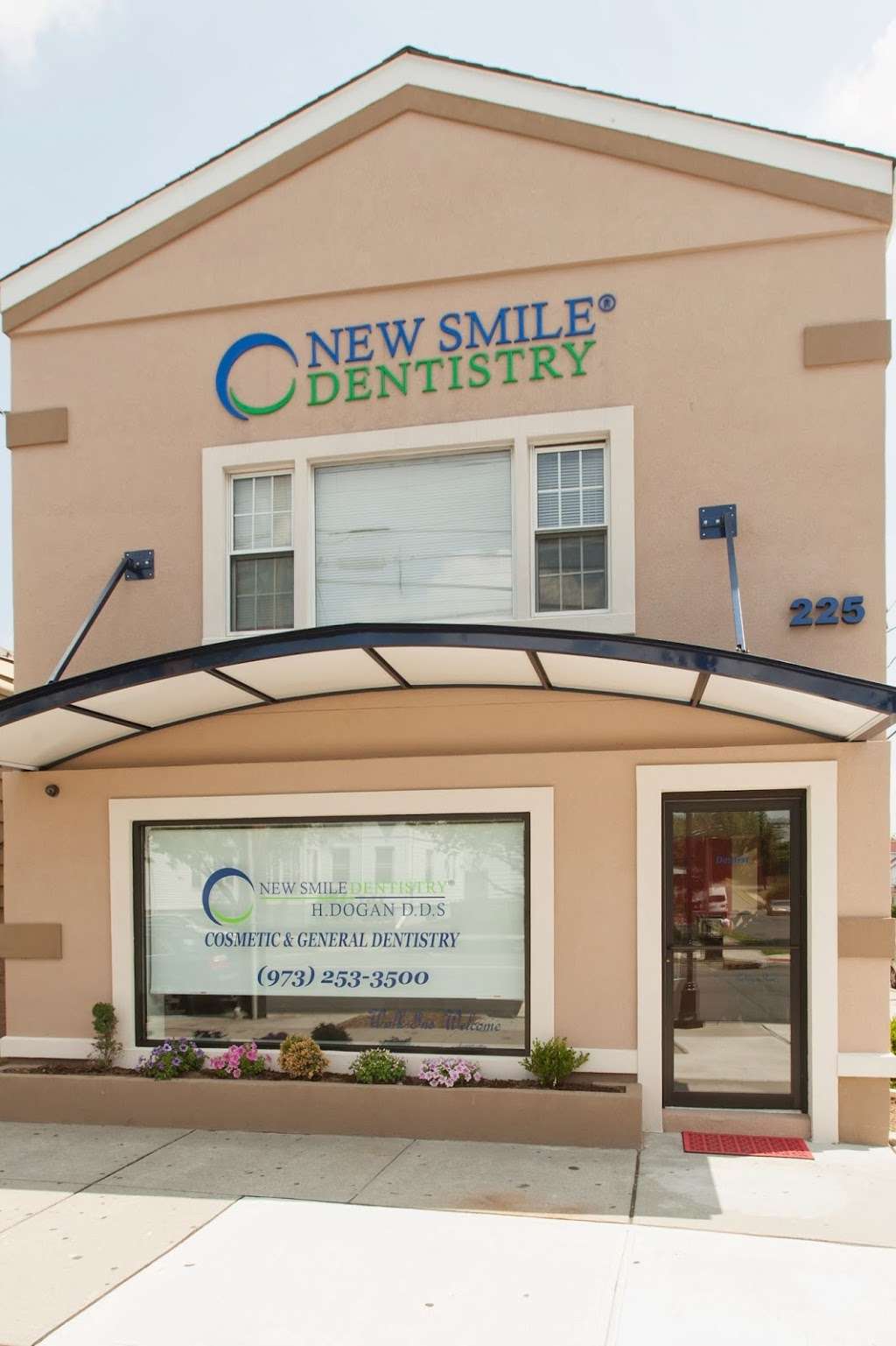 New Smile Dentistry | 225 Lakeview Ave, Clifton, NJ 07011, USA | Phone: (973) 253-3500