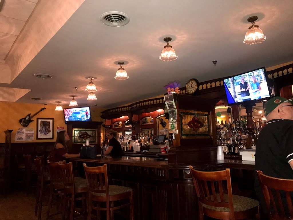 Carraig Pub at Chicago Gaelic Park | 6119 147th St, Oak Forest, IL 60452, USA | Phone: (708) 687-9323