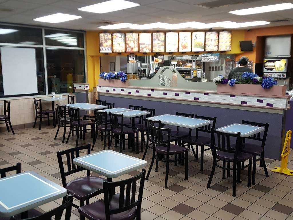 Taco Bell | 1502 W Fairmont Pkwy, La Porte, TX 77571, USA | Phone: (281) 842-8422