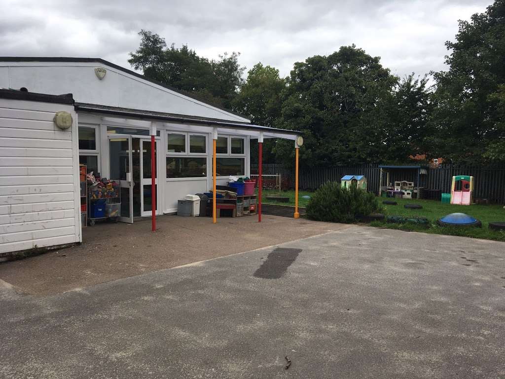 De Havilland Pre-School and Nursery | Travellers Ln, Hatfield AL10 8TQ, UK | Phone: 01707 268343