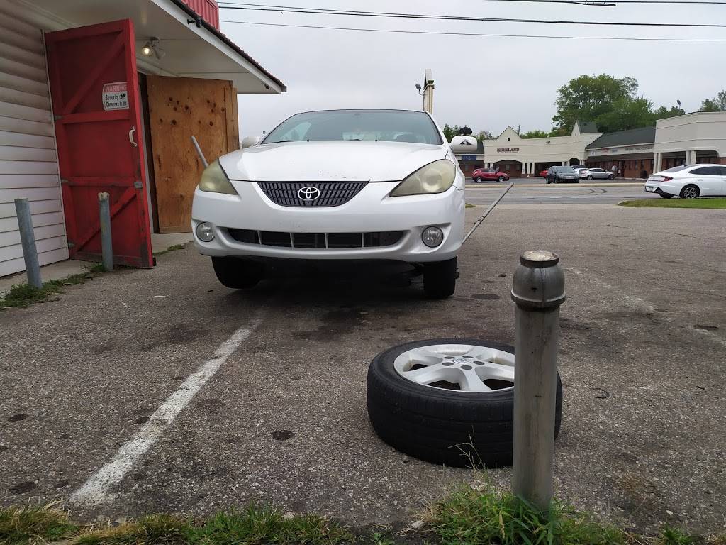 Direct Tire | 1506 N Post Rd, Indianapolis, IN 46219, USA | Phone: (317) 655-7700