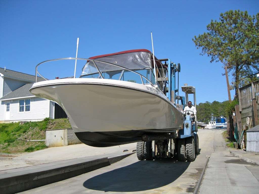 Smith Point Marina | 989 Smith Point Rd, Reedville, VA 22539, USA | Phone: (804) 453-4077