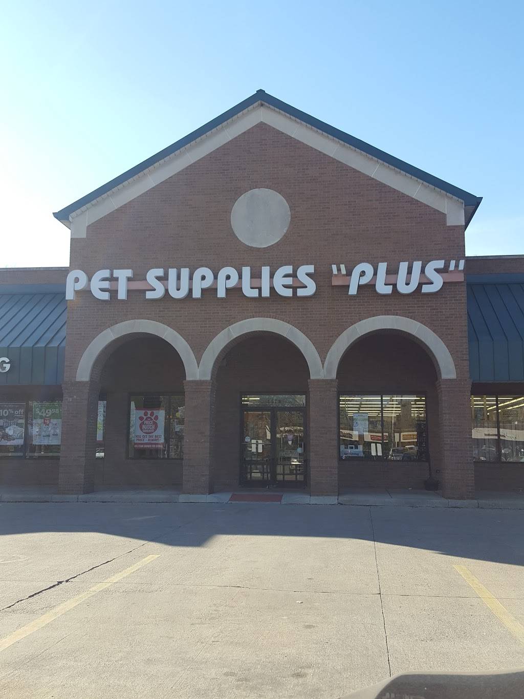 Pet Supplies Plus Middleburg Heights | 7570 Pearl Rd, Middleburg Heights, OH 44130, USA | Phone: (440) 891-9779