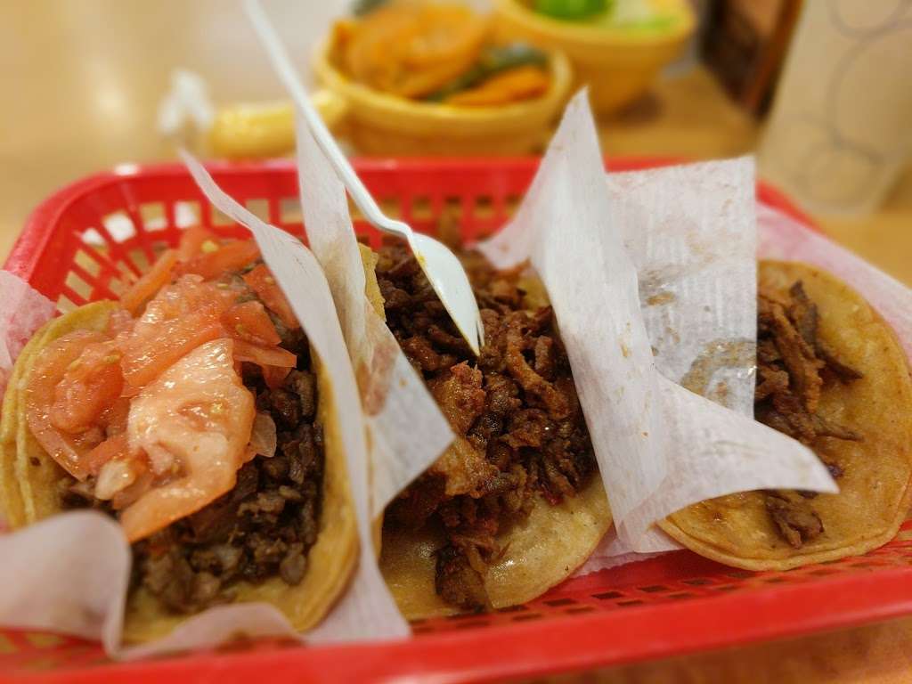 Taquerias Atotonilco | 500 E Cass St, Joliet, IL 60432, USA | Phone: (815) 714-2390