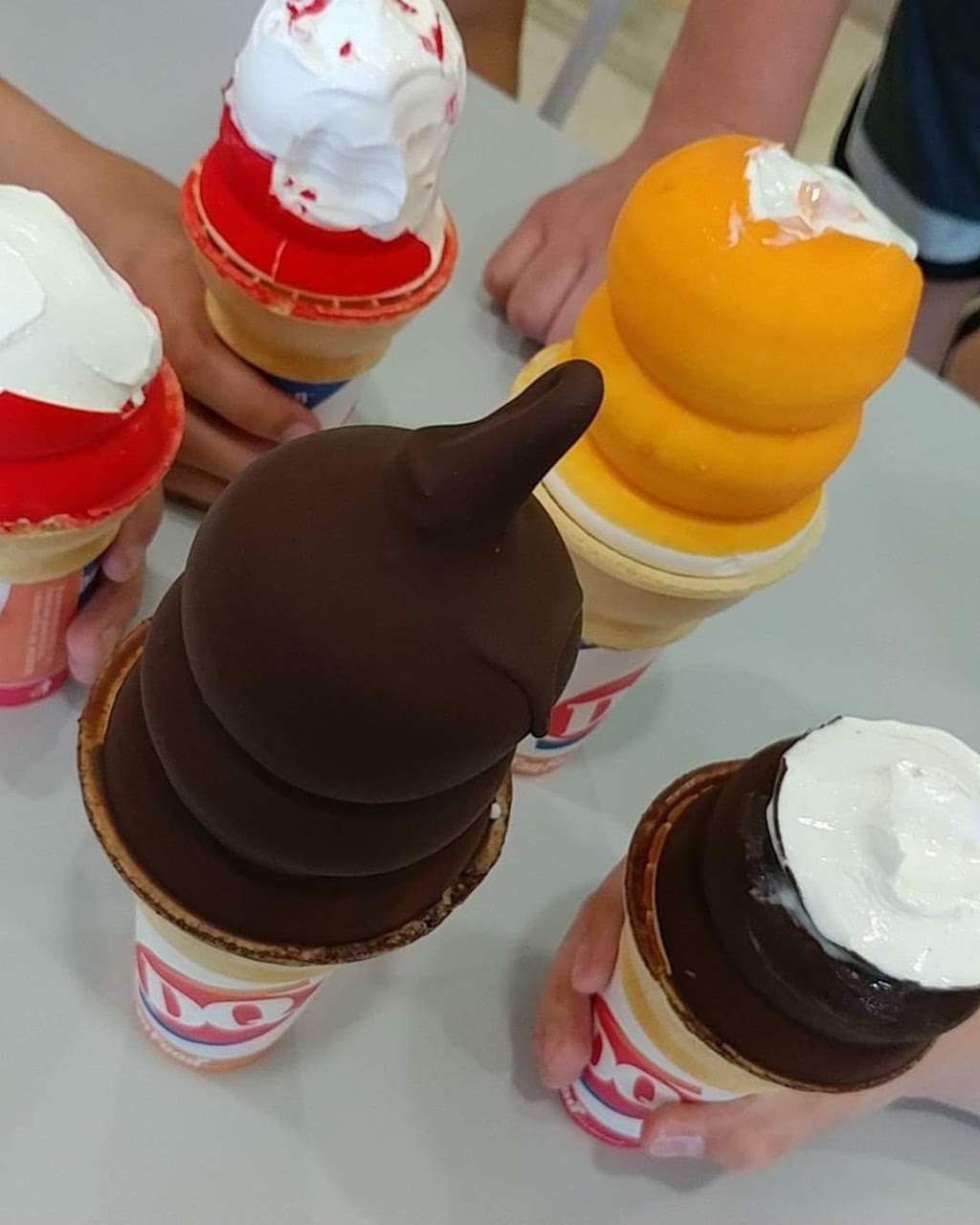 Dairy Queen (Treat only) | 261 E Irving Park Rd, Roselle, IL 60172, USA | Phone: (630) 529-1908