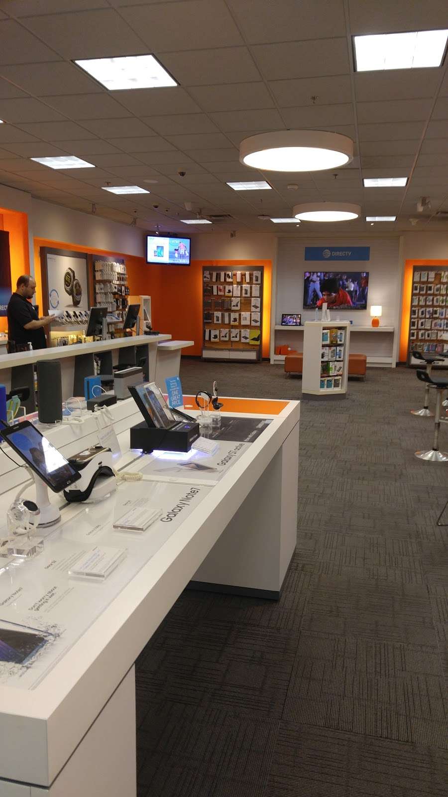 AT&T Store | 100 Viewmont Mall, Scranton, PA 18508, USA | Phone: (570) 348-4980