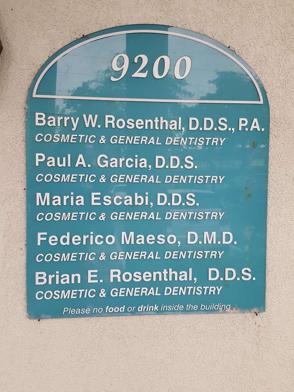 Rosenthal Barry w DDS | 9200 NW 44th St, Sunrise, FL 33351, USA | Phone: (954) 572-2750