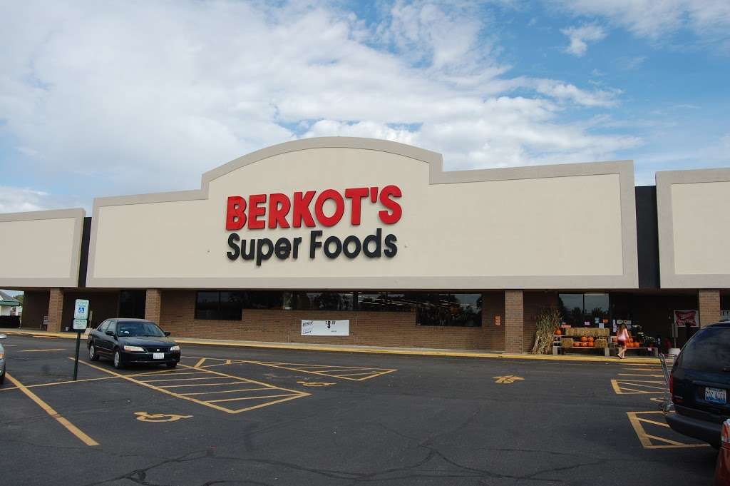 Berkots Super Foods | 1152 E Walnut St, Watseka, IL 60970, USA | Phone: (815) 432-0902