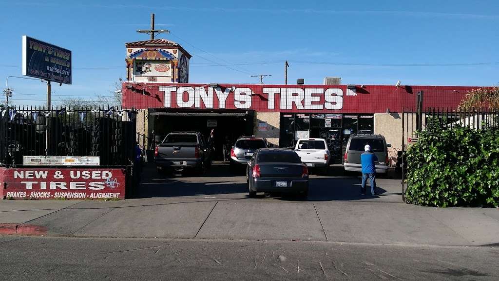 Tonys Tires And Off Road Store | 8451 San Fernando Rd, Sun Valley, CA 91352, USA | Phone: (818) 504-9711