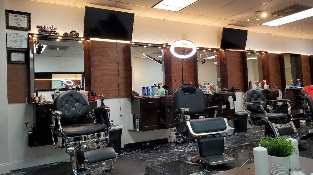Fade time barber shop | 823 NE Green Oaks Blvd, Arlington, TX 76006, USA | Phone: (817) 899-1096