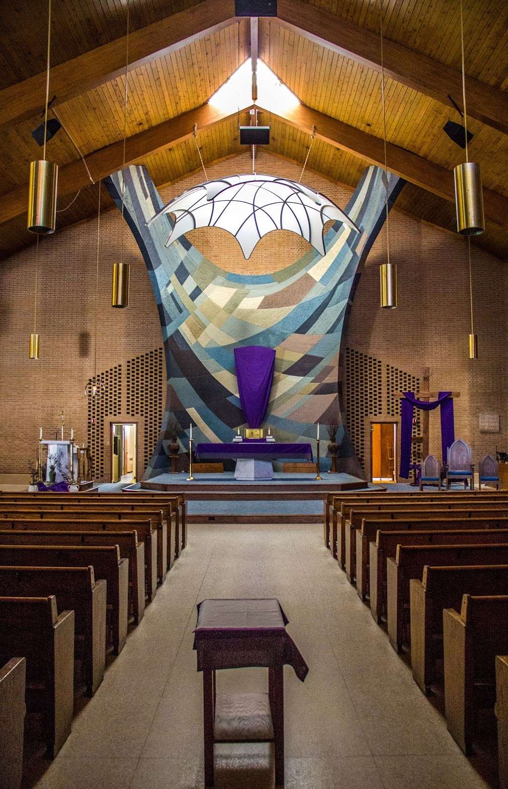 St Mary Parish | 225 S Hartwell Ave, Waukesha, WI 53186, USA | Phone: (262) 547-6555