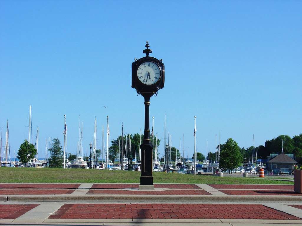 Place De Douai | 201 56th St, Kenosha, WI 53140, USA