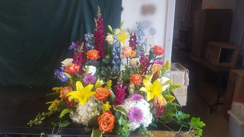 Artistry Florals | 18509 Statesville Rd B2, Cornelius, NC 28031, USA | Phone: (704) 892-9010