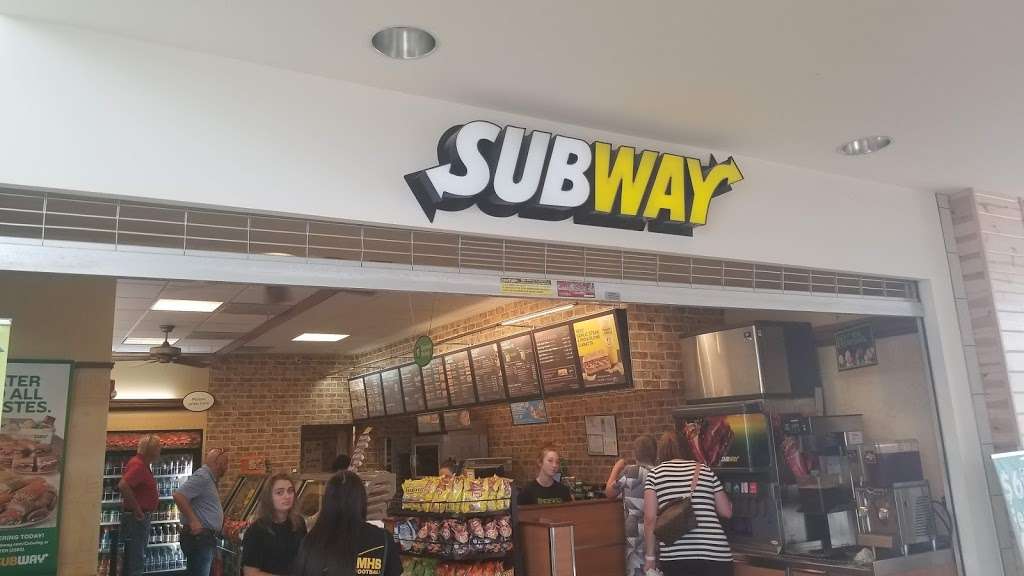 Subway | 2510 Pearl St, Belvidere, IL 61008, USA | Phone: (815) 547-3327