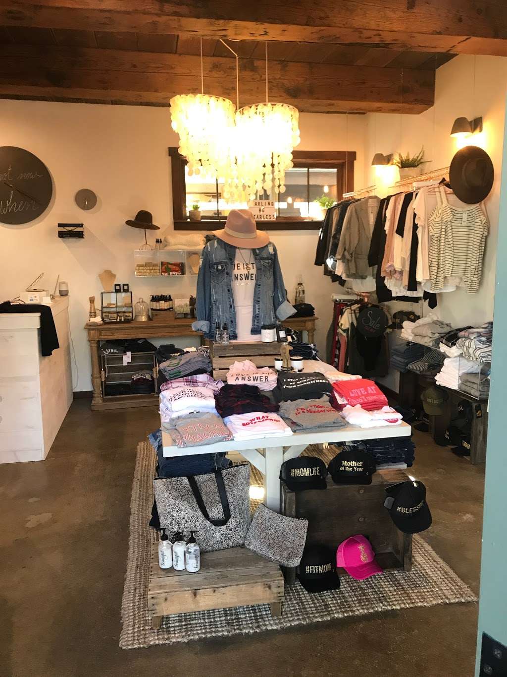 Pink Arrows Boutique | 301 1st St, Benicia, CA 94510, USA | Phone: (844) 264-6456
