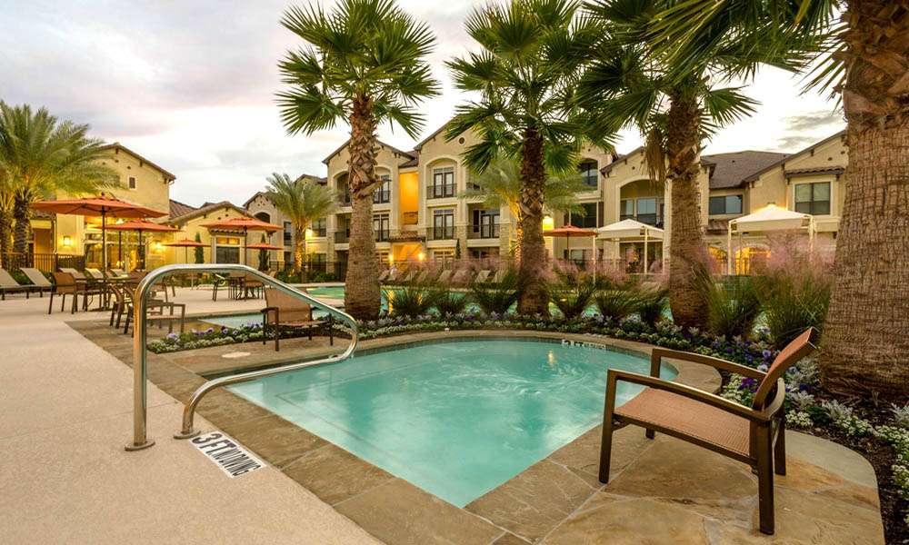 Valencia Place Apartments | 3131 W Bellfort Ave, Houston, TX 77054, USA | Phone: (713) 665-3131