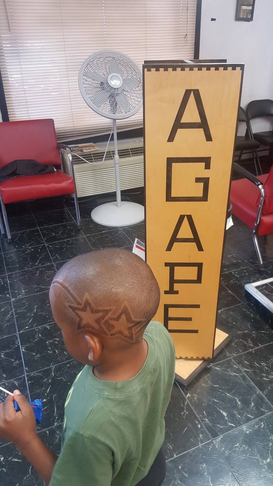 Agape Kutz & Styles | 2309 Spy Run Ave, Fort Wayne, IN 46805, USA | Phone: (260) 444-2062