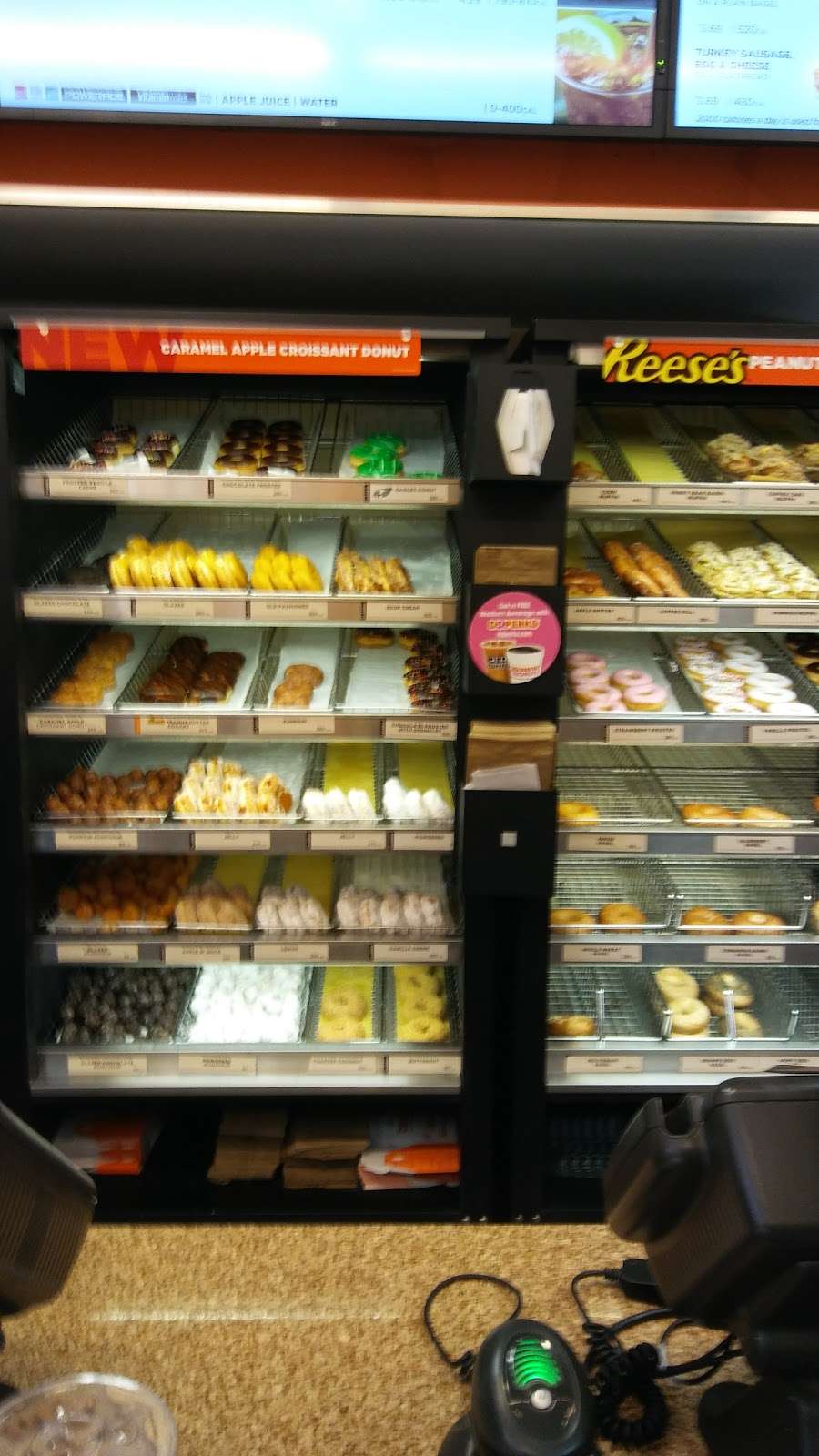 Dunkin Donuts | 421 N Broadway, Pennsville, NJ 08070, USA | Phone: (856) 299-2035