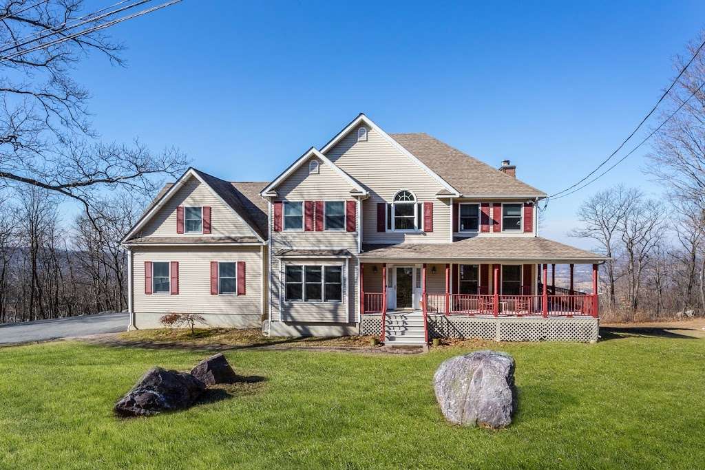 Kim Corkum Keller Williams Realty | 1 Galloway Heights, Warwick, NY 10990, USA | Phone: (845) 494-6988