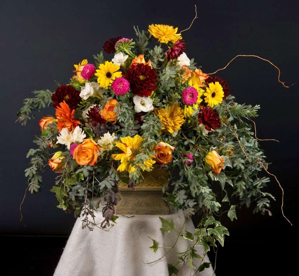 Vickies Flowers | 16150 Geneva Ct, Brighton, CO 80602, USA | Phone: (720) 685-8005