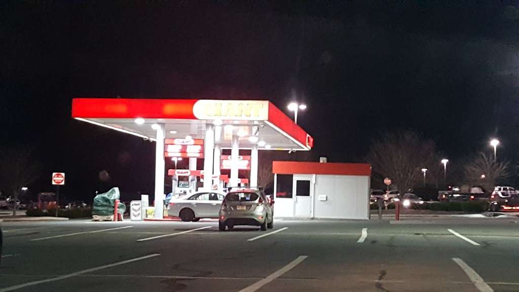 Giant Gas Station | 2627 Shillington Rd, Reading, PA 19608, USA | Phone: (610) 678-2672