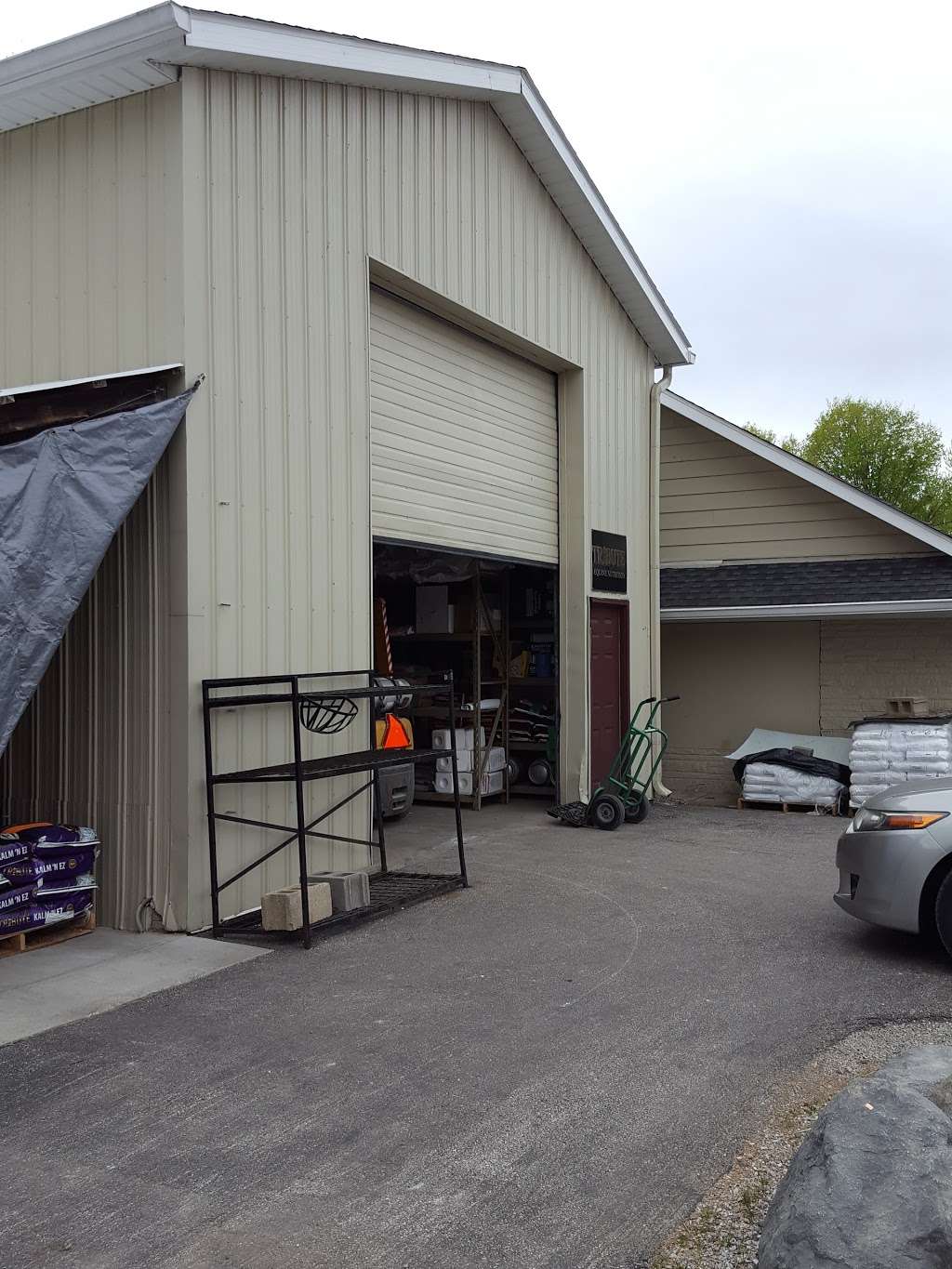 Glenns Valley Feed & Seed | 8241 Bluff Rd, Indianapolis, IN 46217 | Phone: (317) 888-7887