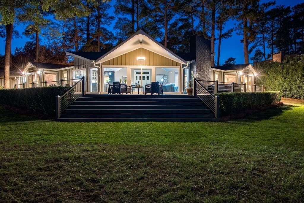 Lake Norman Playaway Vacation Home | 727 Isle of Pines Rd, Mooresville, NC 28117, USA | Phone: (704) 924-0510