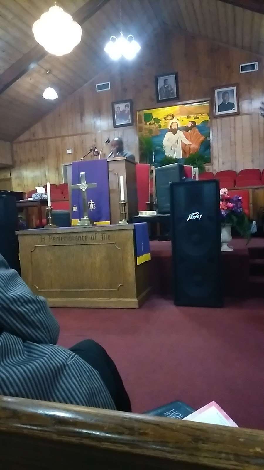 NORTON MEMORIAL TEMPLE CHURCH OF GOD IN CHRIST | 5008 Lucille St, Houston, TX 77026, USA | Phone: (713) 674-8254
