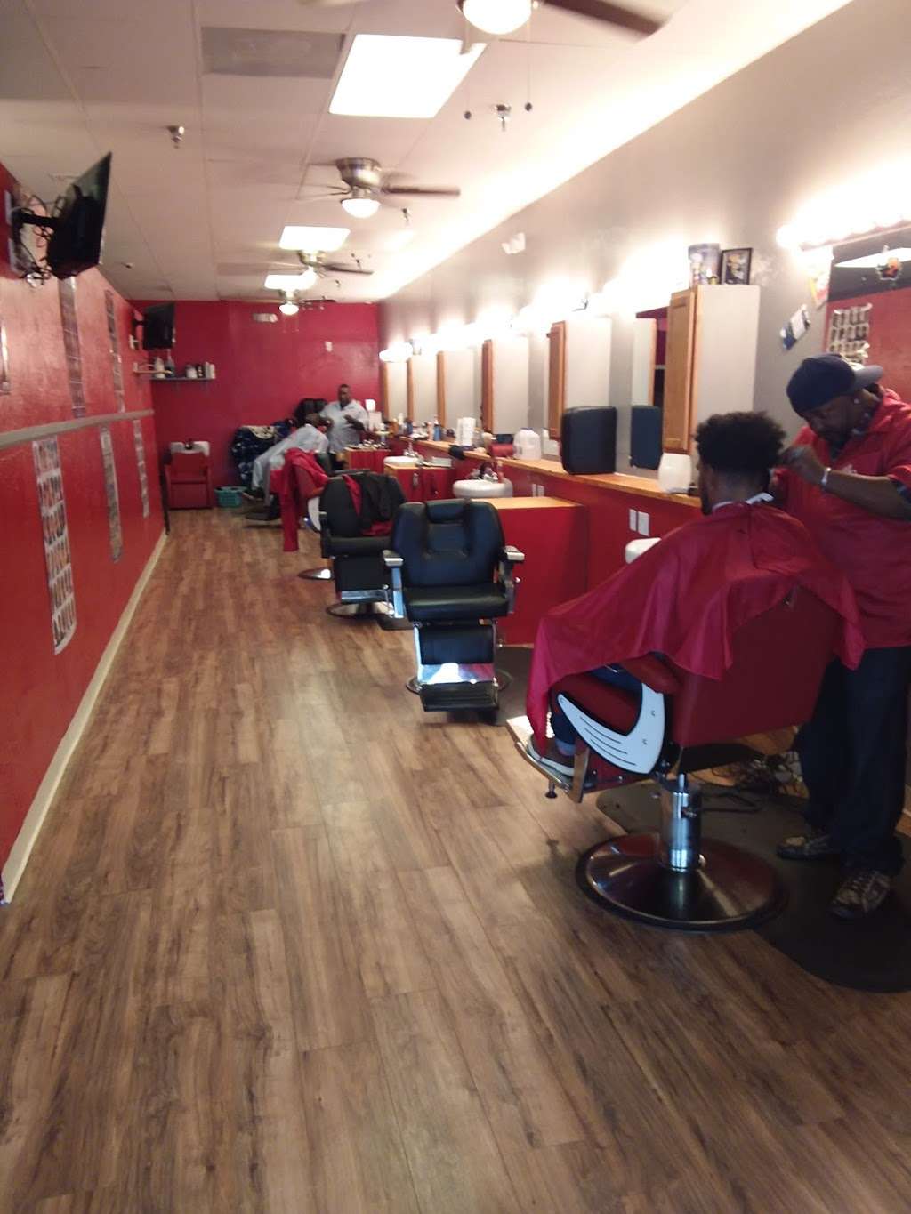 Fat Boys Beauty and Barber shop | 318 E Brown Rd #107, Mesa, AZ 85201, USA | Phone: (480) 550-4515