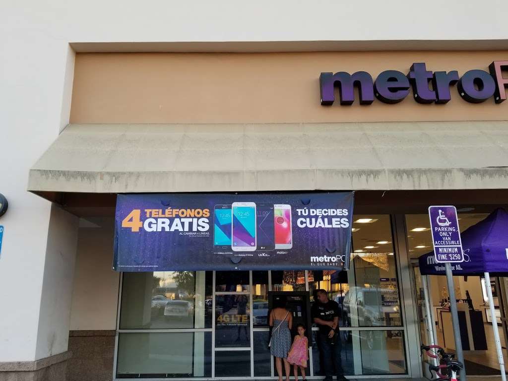 Metro by T-Mobile | 3703 N. Peck Rd Unit #D, El Monte, CA 91731, USA | Phone: (714) 730-2864